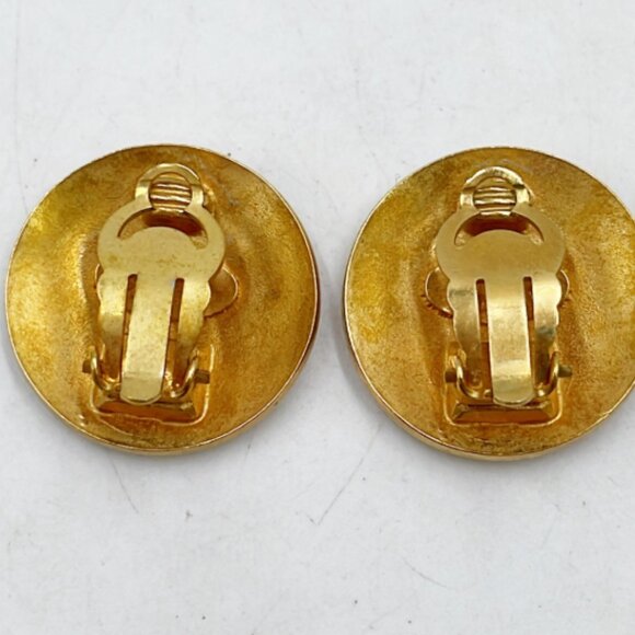 Chanel #278 Genuine CC CHANEL Round LOGO Bottle Cap earring - Picture 5 of 6